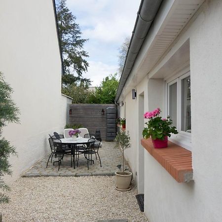 Le Dionysien *** Villa Saint-Denis-de l'Hotel ภายนอก รูปภาพ